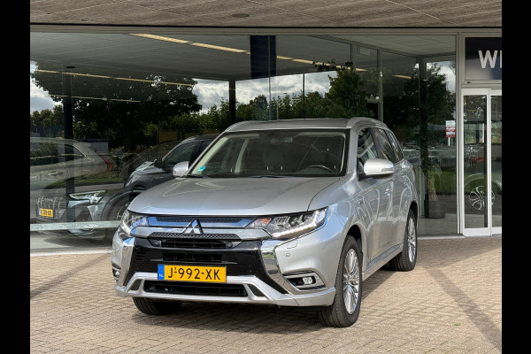 Mitsubishi Outlander 2.4 PHEV Intense Navi|Camera|Trekhaak|Dealer Onderhouden