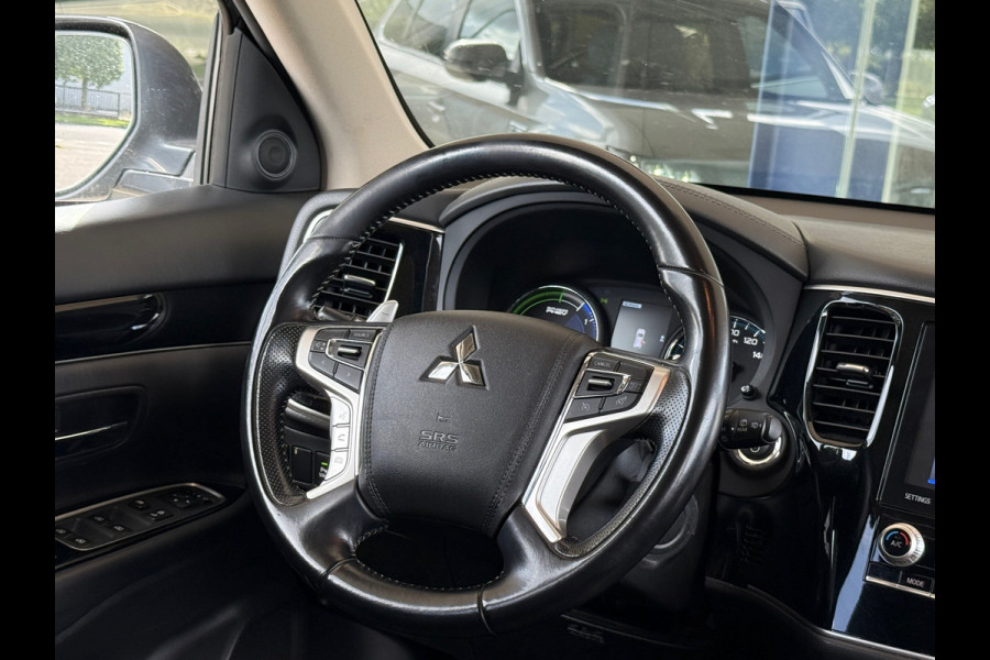 Mitsubishi Outlander 2.4 PHEV Intense Navi|Camera|Trekhaak|Dealer Onderhouden