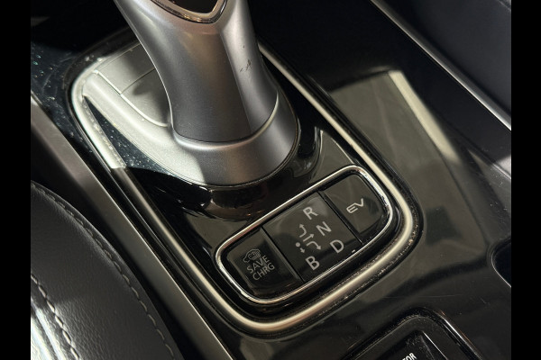 Mitsubishi Outlander 2.4 PHEV Intense Navi|Camera|Trekhaak|Dealer Onderhouden