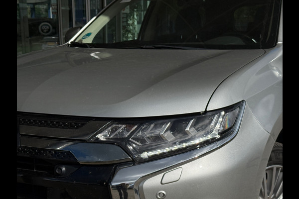 Mitsubishi Outlander 2.4 PHEV Intense Navi|Camera|Trekhaak|Dealer Onderhouden