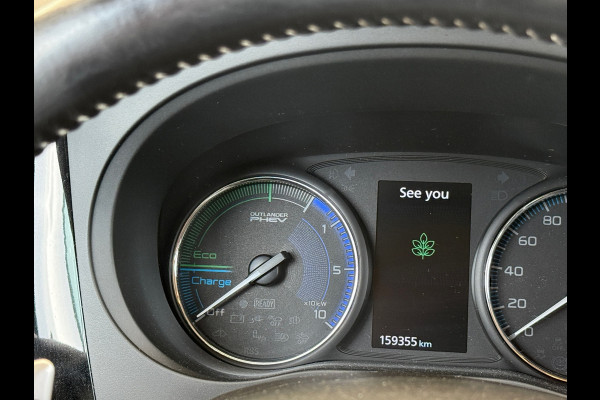 Mitsubishi Outlander 2.4 PHEV Intense Navi|Camera|Trekhaak|Dealer Onderhouden