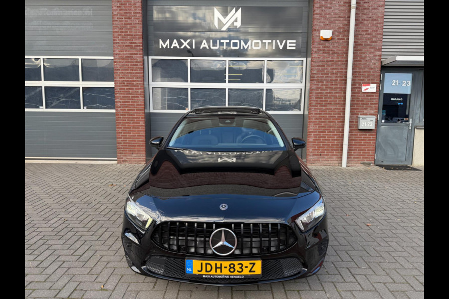 Mercedes-Benz A250e Limo Widescreen LED Pano Sfeer Carplay