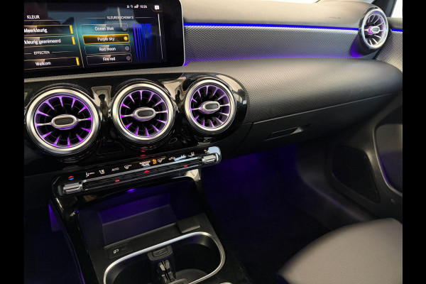 Mercedes-Benz A250e Limo Widescreen LED Pano Sfeer Carplay