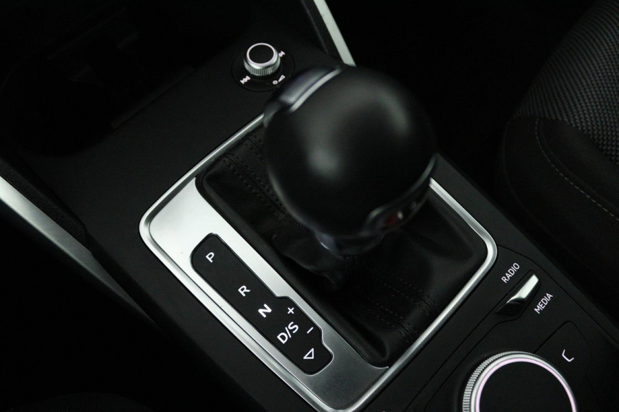 Audi Q2 30 TFSI Sport Pro Line S Automaat (NAVIGATIE, STOELVERWARMING, CLIMA, LED, GOED ONDERHOUDEN)