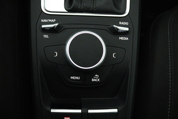 Audi Q2 30 TFSI Sport Pro Line S Automaat (NAVIGATIE, STOELVERWARMING, CLIMA, LED, GOED ONDERHOUDEN)