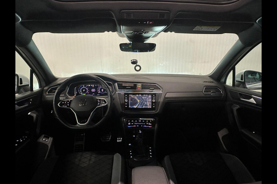 Volkswagen Tiguan 1.4 TSI eHybrid R-Line Business+ | PANO | IQ LIGHTS | CAMERA
