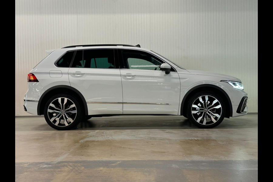 Volkswagen Tiguan 1.4 TSI eHybrid R-Line Business+ | PANO | IQ LIGHTS | CAMERA