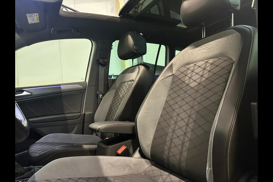 Volkswagen Tiguan 1.4 TSI eHybrid R-Line Business+ | PANO | IQ LIGHTS | CAMERA