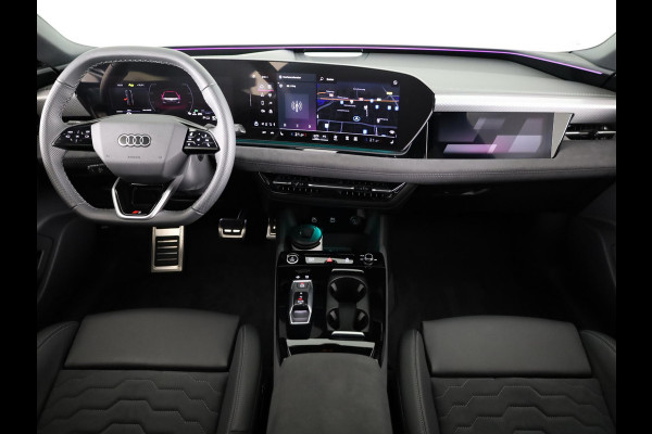 Audi A6 Avant S edition e-tron 100kWh 270 kW / 367 PK Avant Elek Panorama-glasdak, Bang&Olufsen soundsysteem, winterpakket, privacy glass