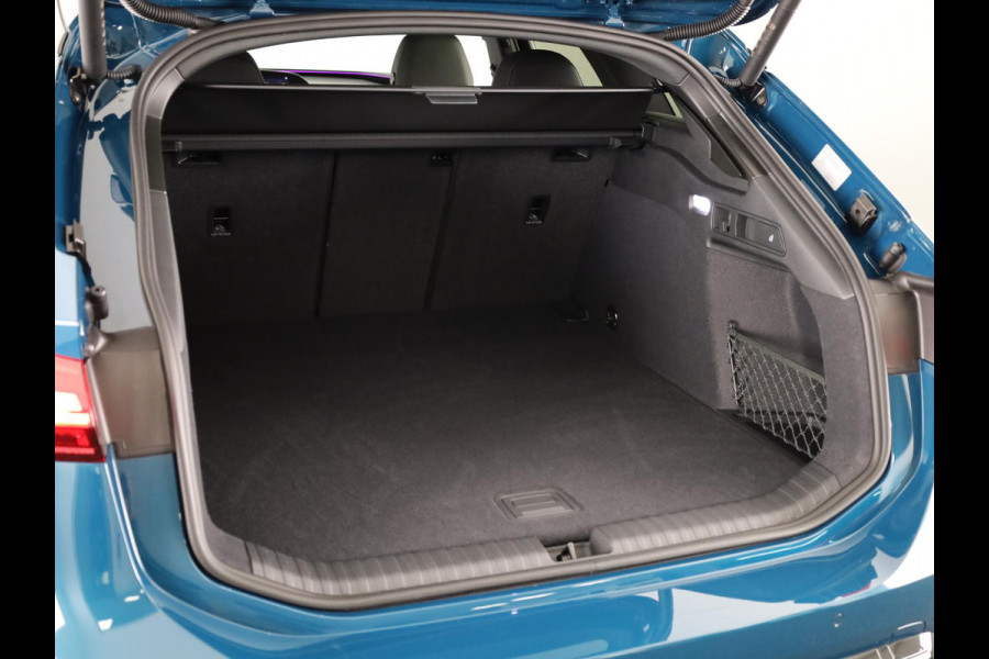 Audi A6 Avant S edition e-tron 100kWh 270 kW / 367 PK Avant Elek Panorama-glasdak, Bang&Olufsen soundsysteem, winterpakket, privacy glass
