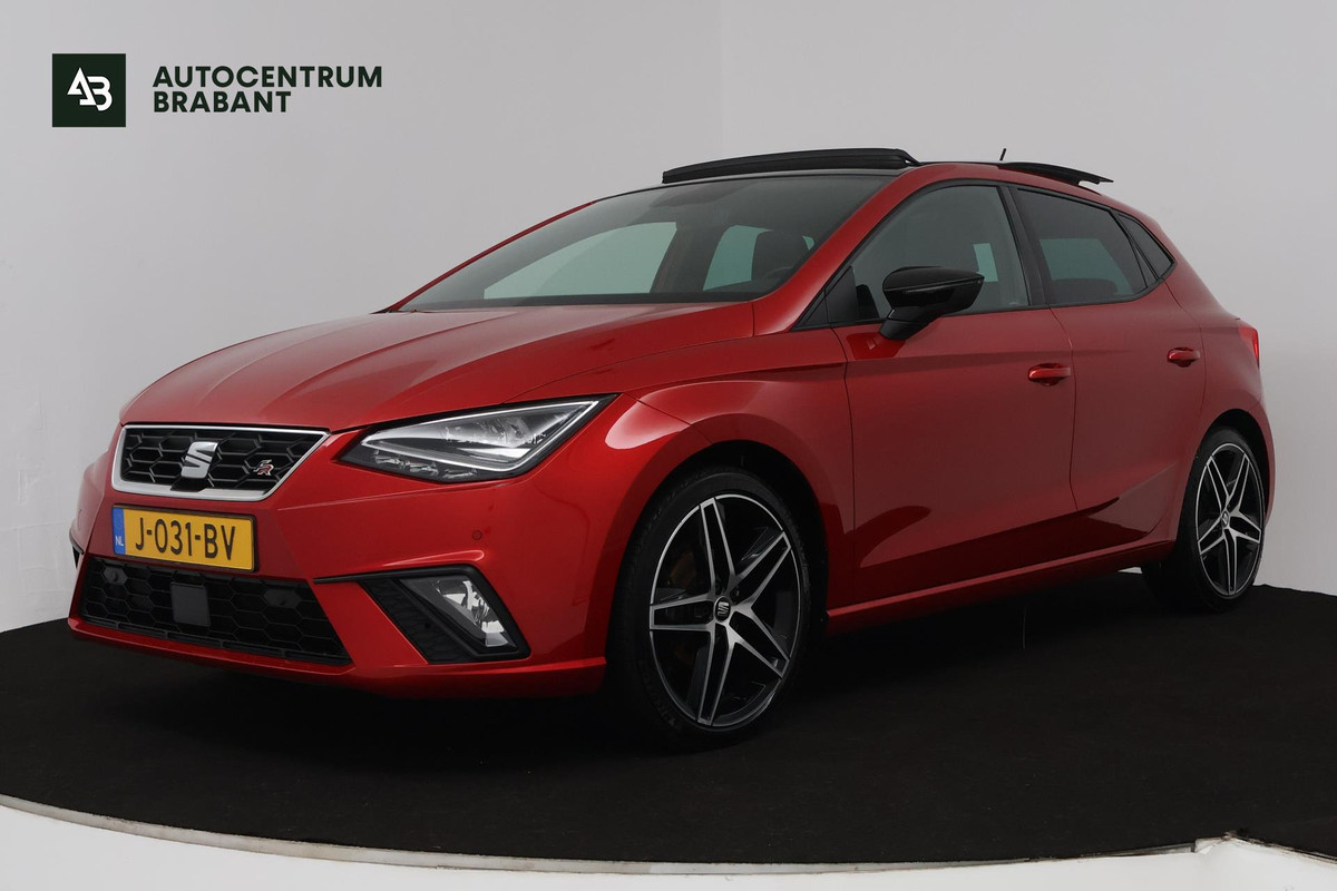 Seat Ibiza 1.0 TSI FR Business Intense Automaat (PANORAMADAK, DIGITALE COCKPIT, CARPLAY, XENON, CAMERA, PDC, GOED ONDERHOUDEN)