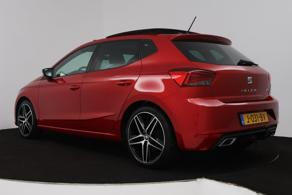 Seat Ibiza 1.0 TSI FR Business Intense Automaat (PANORAMADAK, DIGITALE COCKPIT, CARPLAY, XENON, CAMERA, PDC, GOED ONDERHOUDEN)
