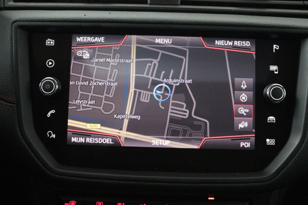 Seat Ibiza 1.0 TSI FR Business Intense Automaat (PANORAMADAK, DIGITALE COCKPIT, CARPLAY, XENON, CAMERA, PDC, GOED ONDERHOUDEN)
