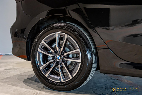 BMW 2 Serie Active Tourer 218i|M-sport|Trekhaak|E-stoel|Cam