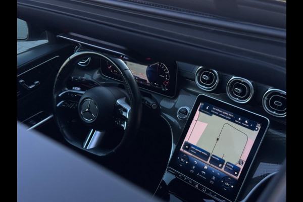 Mercedes-Benz C-Klasse 300 e AMG Line 2023 PANO NAVI AMBIENT WIDESCREEN CAMERA CR CONTR