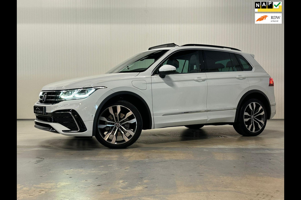 Volkswagen Tiguan 1.4 TSI eHybrid R-Line Business+ | PANO | IQ LIGHTS | CAMERA