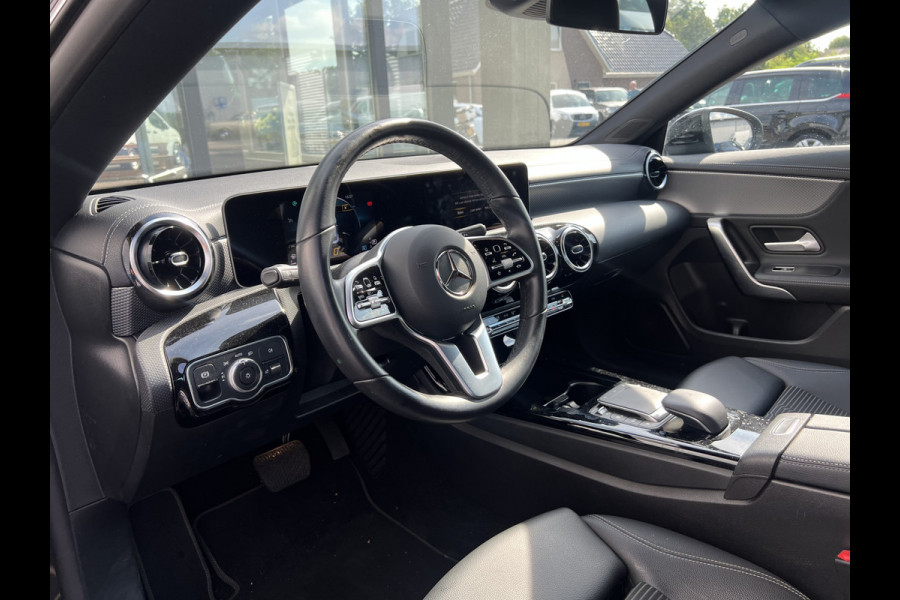 Mercedes-Benz CLA-Klasse 200 Business Solution Luxury