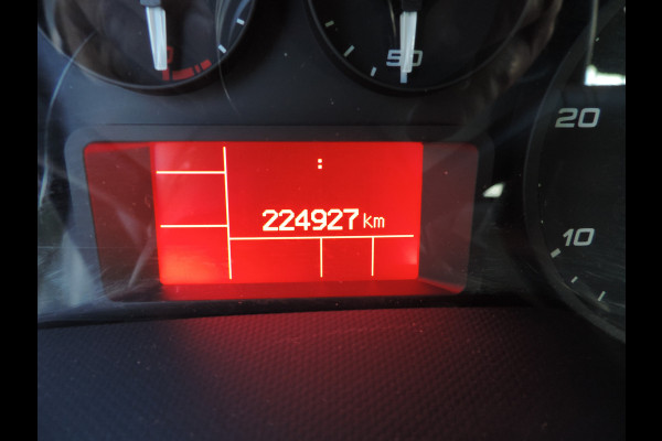 Iveco Daily 35C18 3.0 375