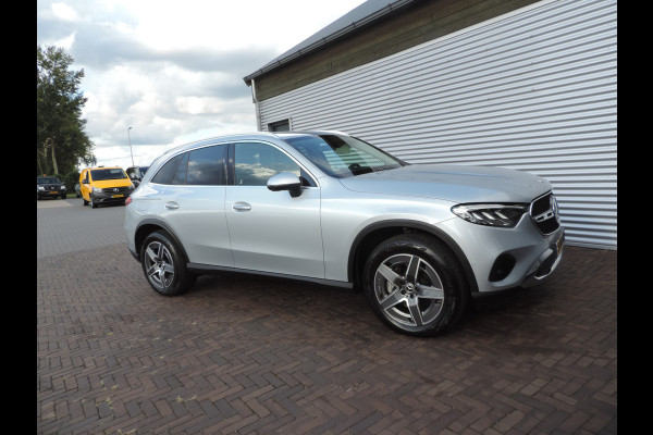 Mercedes-Benz GLC 300e 4MATIC Luxury Line