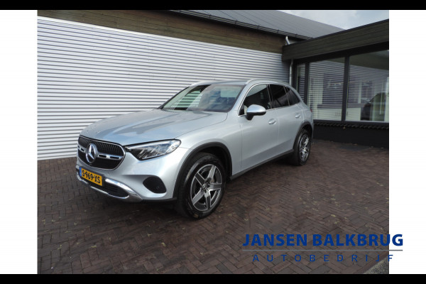 Mercedes-Benz GLC 300e 4MATIC Luxury Line