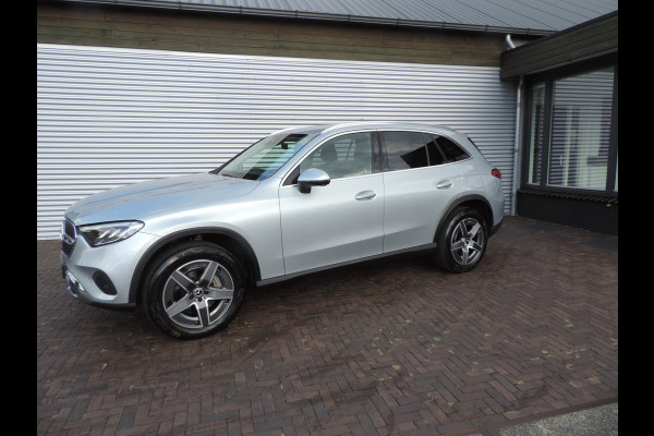 Mercedes-Benz GLC 300e 4MATIC Luxury Line