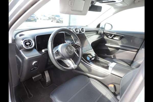 Mercedes-Benz GLC 300e 4MATIC Luxury Line