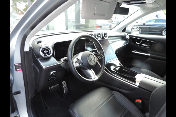 Mercedes-Benz GLC 300e 4MATIC Luxury Line