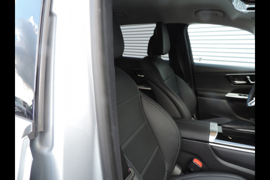 Mercedes-Benz GLC 300e 4MATIC Luxury Line