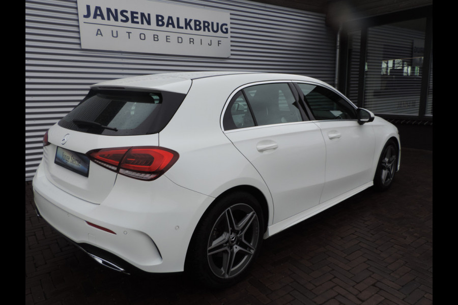 Mercedes-Benz A-Klasse 180 Business Solution AMG Upgrade auto is nieuw zeer mooi