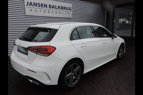 Mercedes-Benz A-Klasse 180 Business Solution AMG Upgrade auto is nieuw zeer mooi