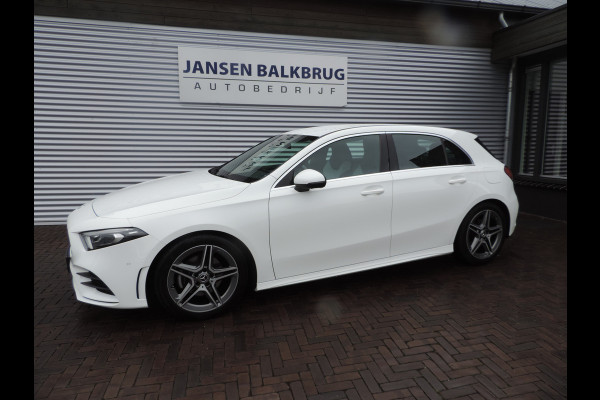 Mercedes-Benz A-Klasse 180 Business Solution AMG Upgrade auto is nieuw zeer mooi