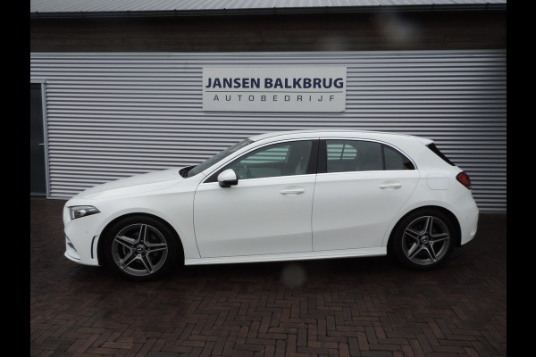 Mercedes-Benz A-Klasse 180 Business Solution AMG Upgrade auto is nieuw zeer mooi