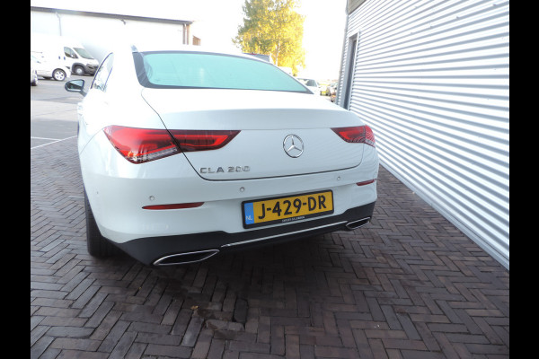 Mercedes-Benz CLA-Klasse 200 Business Solution Luxury sfeer licht