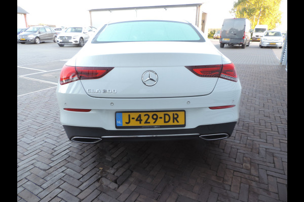 Mercedes-Benz CLA-Klasse 200 Business Solution Luxury sfeer licht