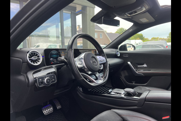 Mercedes-Benz A-Klasse 180 Business Solution AMG Night Upgrade panoramadak VEEL OPTIES!!