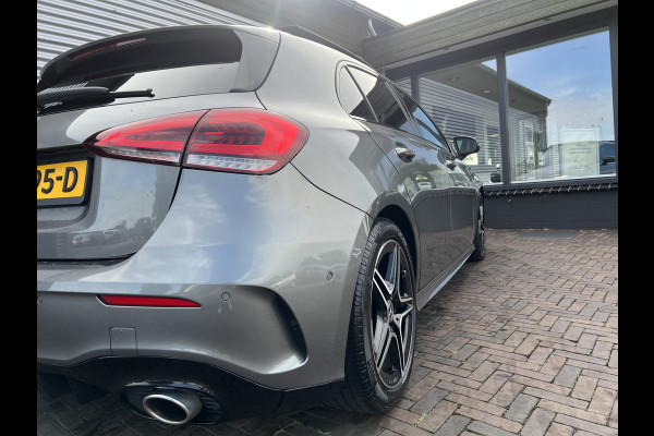 Mercedes-Benz A-Klasse 180 Business Solution AMG Night Upgrade panoramadak VEEL OPTIES!!