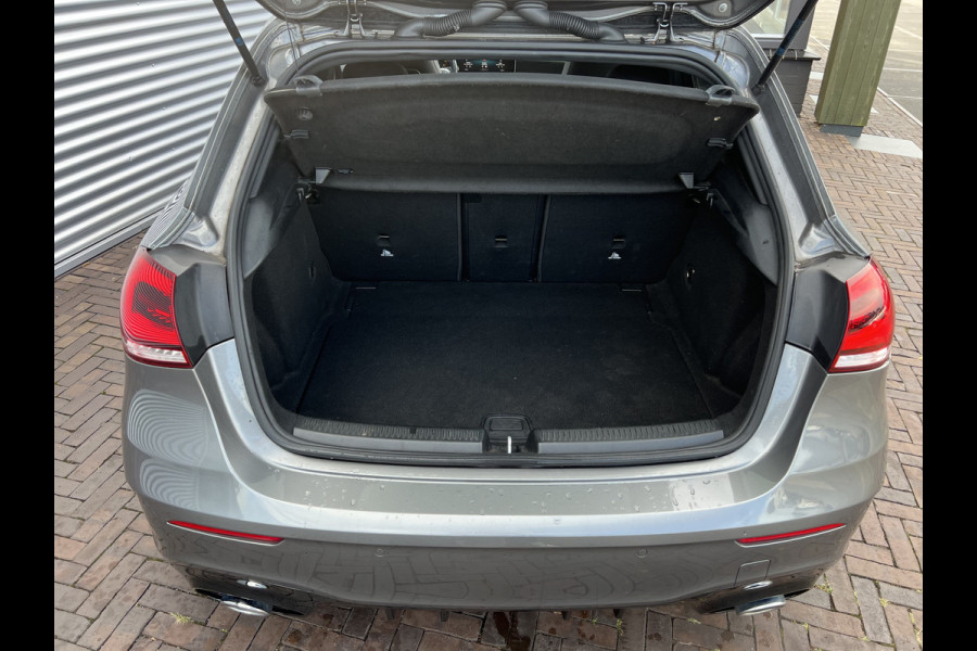 Mercedes-Benz A-Klasse 180 Business Solution AMG Night Upgrade panoramadak VEEL OPTIES!!