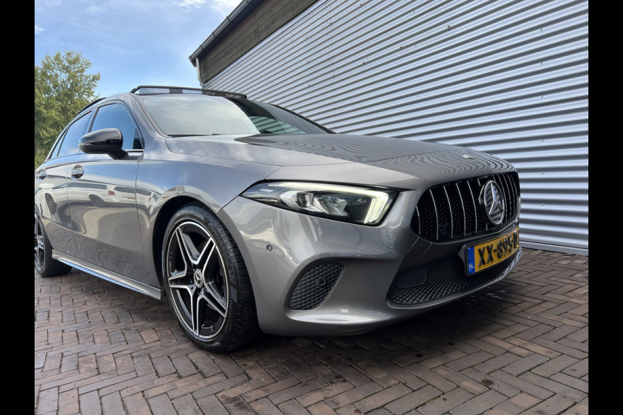 Mercedes-Benz A-Klasse 180 Business Solution AMG Night Upgrade panoramadak VEEL OPTIES!!