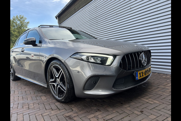 Mercedes-Benz A-Klasse 180 Business Solution AMG Night Upgrade panoramadak VEEL OPTIES!!
