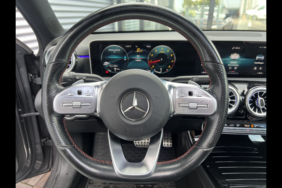 Mercedes-Benz A-Klasse 180 Business Solution AMG Night Upgrade panoramadak VEEL OPTIES!!