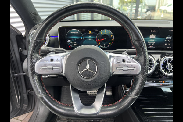 Mercedes-Benz A-Klasse 180 Business Solution AMG Night Upgrade panoramadak VEEL OPTIES!!