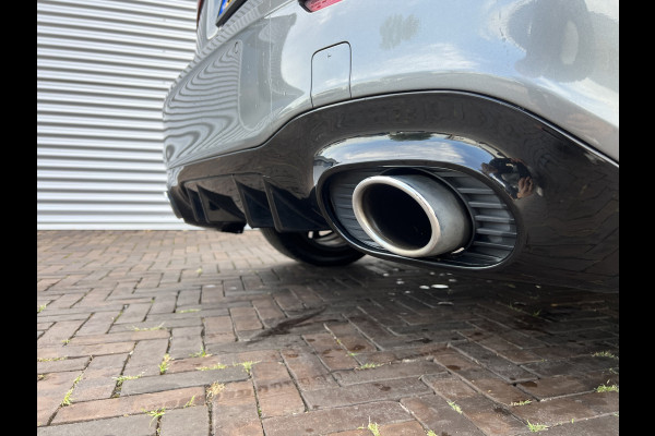 Mercedes-Benz A-Klasse 180 Business Solution AMG Night Upgrade panoramadak VEEL OPTIES!!