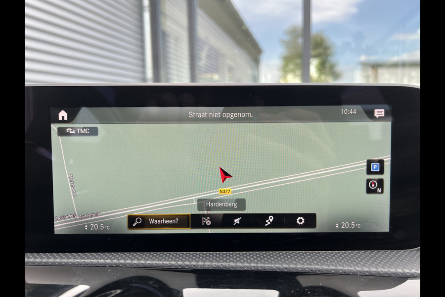 Mercedes-Benz A-Klasse 180 Business Solution AMG Night Upgrade panoramadak VEEL OPTIES!!