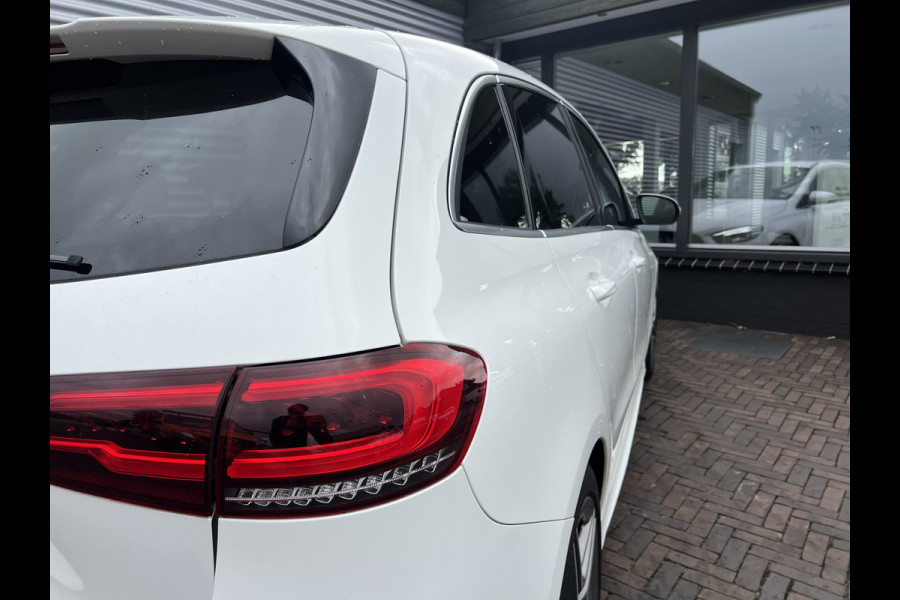 Mercedes-Benz B-Klasse 180 Business Solution AMG