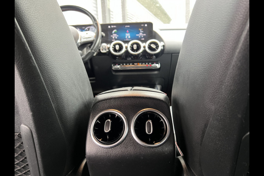 Mercedes-Benz B-Klasse 180 Business Solution AMG