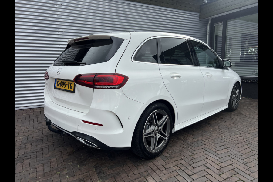 Mercedes-Benz B-Klasse 180 Business Solution AMG