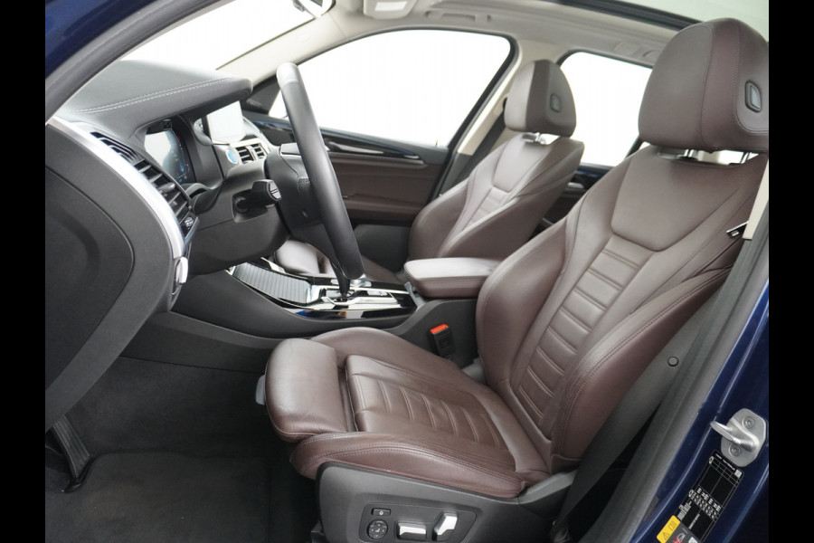 BMW iX3 High Executive 80kWh Leer+Elektr.-verst. Adap.Cruise Apple Carplay Android Auto Navi Ecc 360°Camera Panoramaschuifdak Harman&Kar Stoelverwarming Parkeer+Achteruitrij assistent Led Origineel Nederlandse Auto Zeer compleet! €73.000 nieuw! BMW iX3 High Executive 80kWh Leer+Elektr.-verst. Adap.Cruise Apple Carplay Android Auto Navi Ecc 360°Camera Panoramaschuifdak Harman&Kar Stoelverwarming Parkeer+Achteruitrij assistent Led Origineel Nederlandse Auto Zeer compleet! €73.000 nieuw!