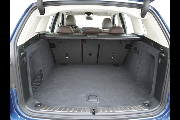 BMW iX3 High Executive 80kWh Leer+Elektr.-verst. Adap.Cruise Apple Carplay Android Auto Navi Ecc 360°Camera Panoramaschuifdak Harman&Kar Stoelverwarming Parkeer+Achteruitrij assistent Led Origineel Nederlandse Auto Zeer compleet! €73.000 nieuw! BMW iX3 High Executive 80kWh Leer+Elektr.-verst. Adap.Cruise Apple Carplay Android Auto Navi Ecc 360°Camera Panoramaschuifdak Harman&Kar Stoelverwarming Parkeer+Achteruitrij assistent Led Origineel Nederlandse Auto Zeer compleet! €73.000 nieuw!