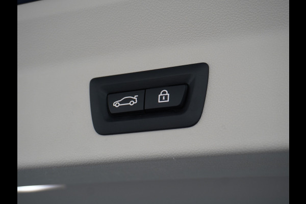 BMW iX3 High Executive 80kWh Leer+Elektr.-verst. Adap.Cruise Apple Carplay Android Auto Navi Ecc 360°Camera Panoramaschuifdak Harman&Kar Stoelverwarming Parkeer+Achteruitrij assistent Led Origineel Nederlandse Auto Zeer compleet! €73.000 nieuw! BMW iX3 High Executive 80kWh Leer+Elektr.-verst. Adap.Cruise Apple Carplay Android Auto Navi Ecc 360°Camera Panoramaschuifdak Harman&Kar Stoelverwarming Parkeer+Achteruitrij assistent Led Origineel Nederlandse Auto Zeer compleet! €73.000 nieuw!