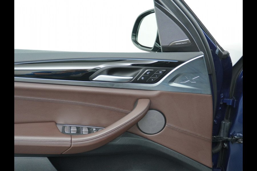 BMW iX3 High Executive 80kWh Leer+Elektr.-verst. Adap.Cruise Apple Carplay Android Auto Navi Ecc 360°Camera Panoramaschuifdak Harman&Kar Stoelverwarming Parkeer+Achteruitrij assistent Led Origineel Nederlandse Auto Zeer compleet! €73.000 nieuw! BMW iX3 High Executive 80kWh Leer+Elektr.-verst. Adap.Cruise Apple Carplay Android Auto Navi Ecc 360°Camera Panoramaschuifdak Harman&Kar Stoelverwarming Parkeer+Achteruitrij assistent Led Origineel Nederlandse Auto Zeer compleet! €73.000 nieuw!